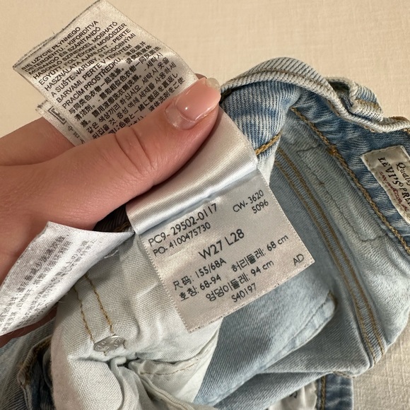 Levi 501 - Picture 5 of 5